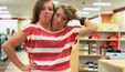 EUA: gêmea siamesa Abby Hesel se casa e emociona o mundo (Gêmea siamesa Abby Hesel se casa e emociona o mundo!)